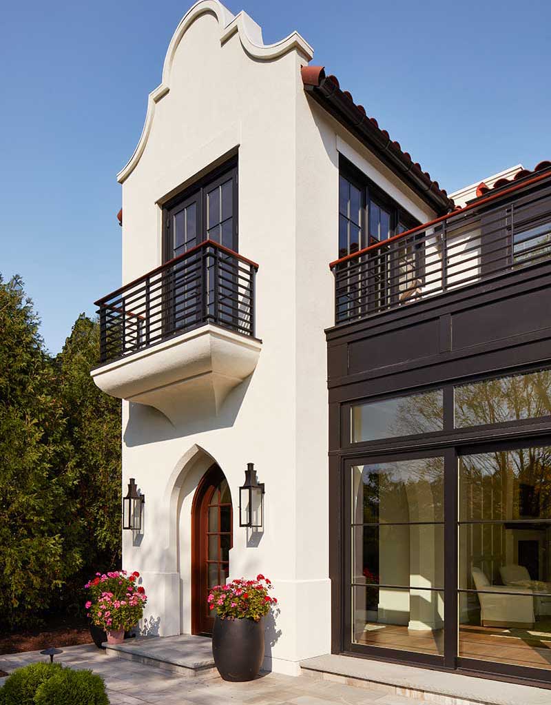 A Modern Mediterranean style home in St. Paul, Minnesota, featuring Marvin Elevate windows and Marvin Ultimate doors.