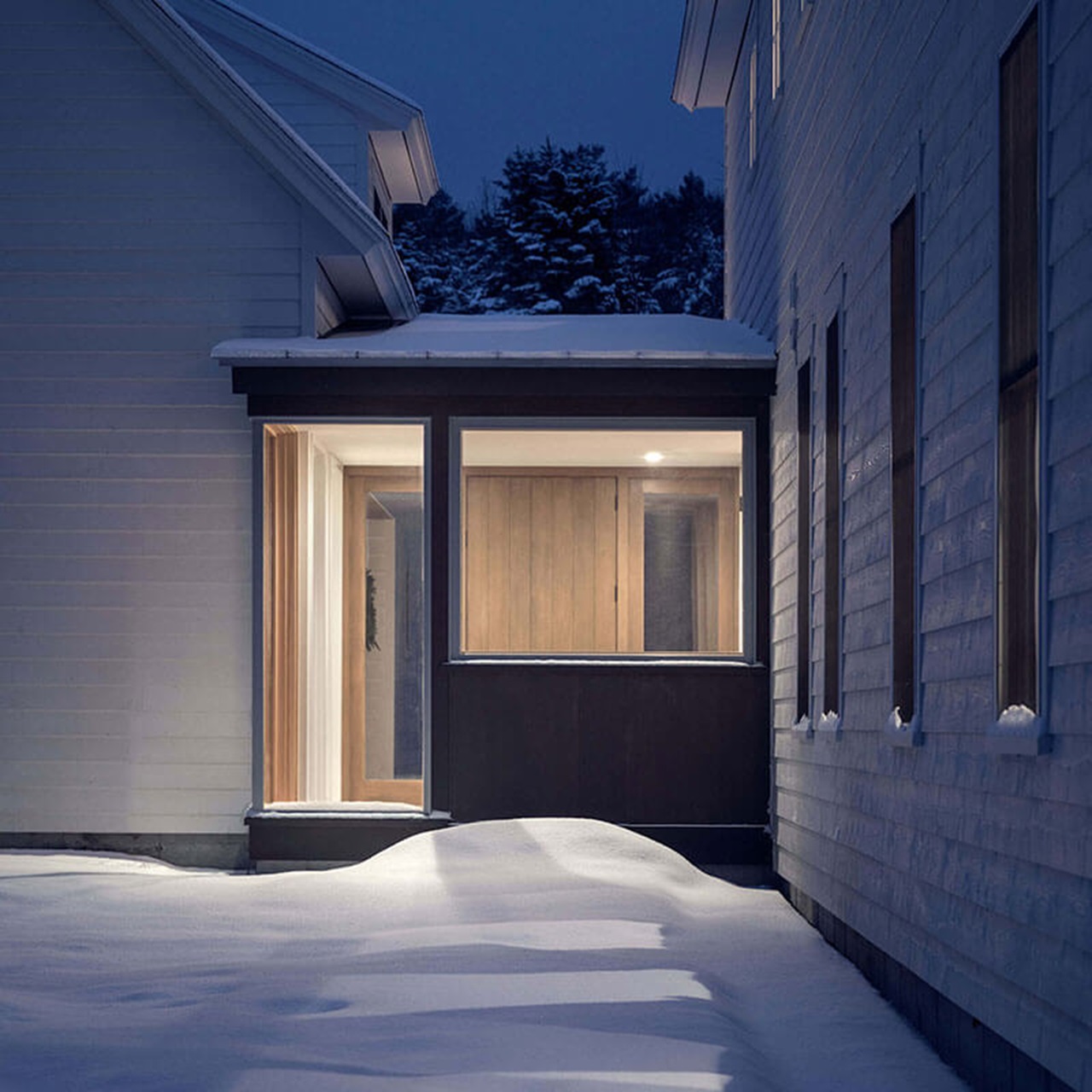 Brightly Lit Home With Elevate Casement Windows