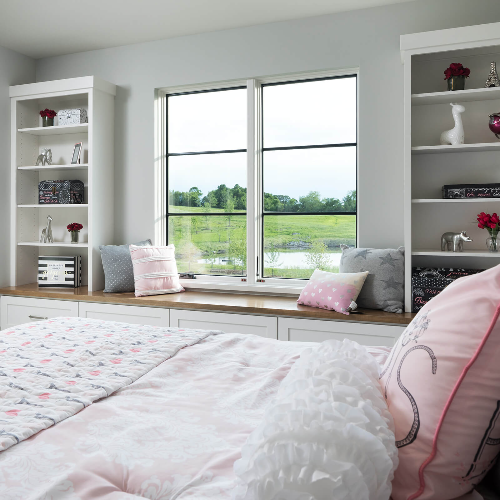 Bedroom with Marvin Elevate Casement Windows