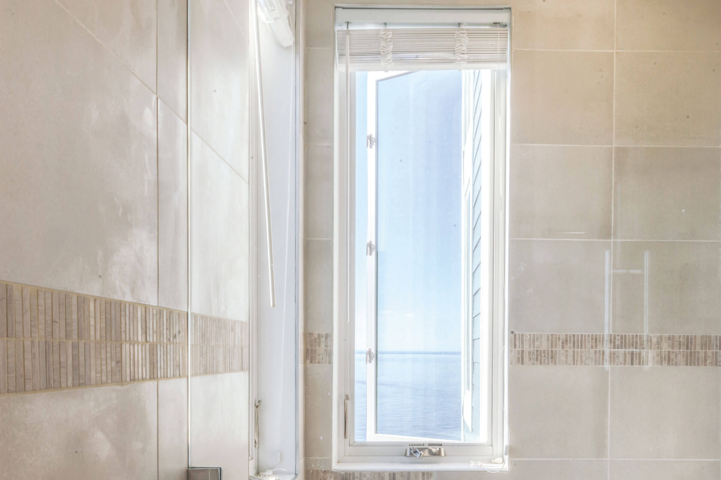 Bathroom With Essential Casement Window